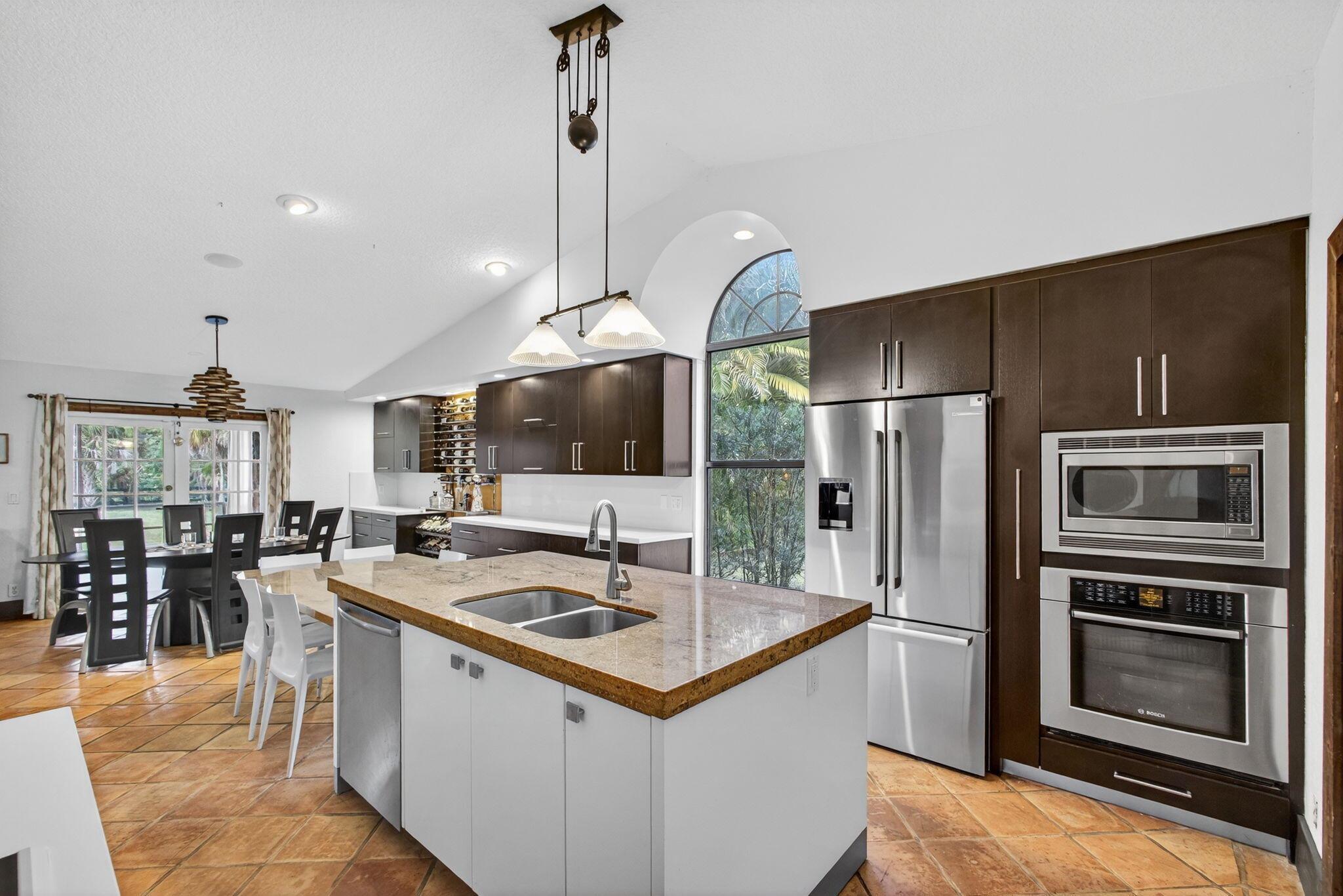 FOX TRAIL - Residential