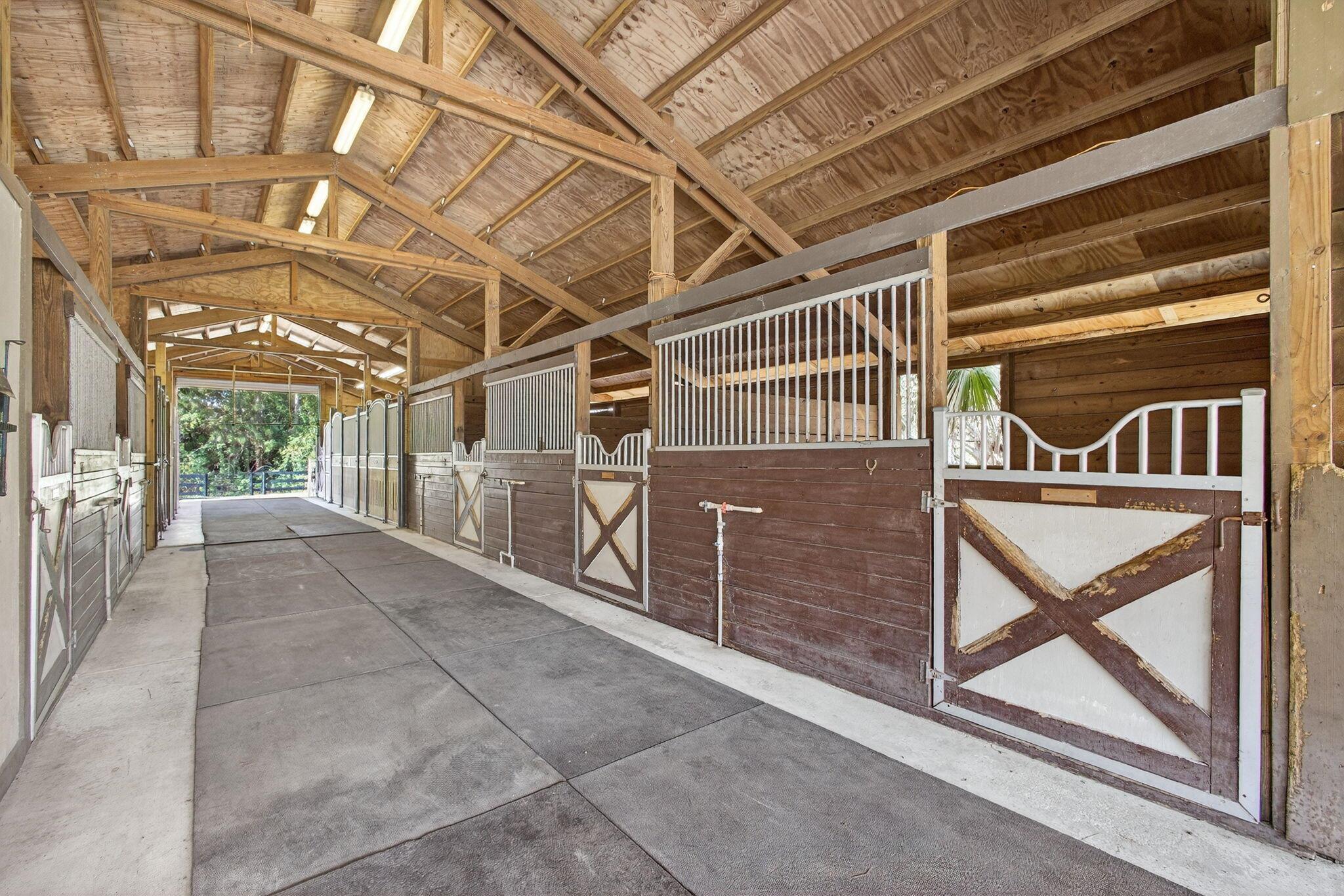 FOX TRAIL - Residential