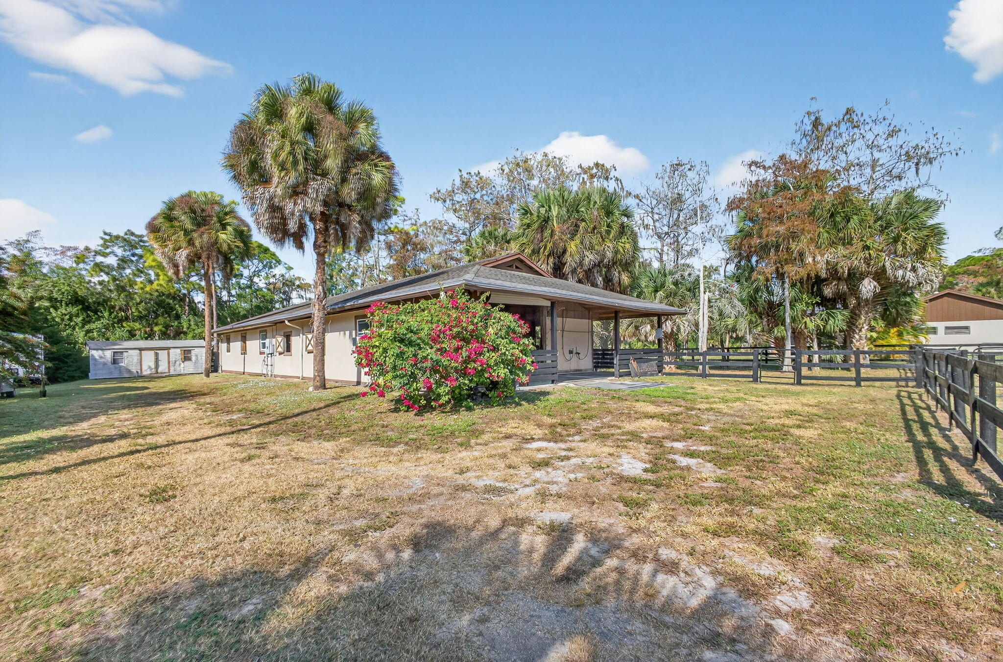 FOX TRAIL - Residential