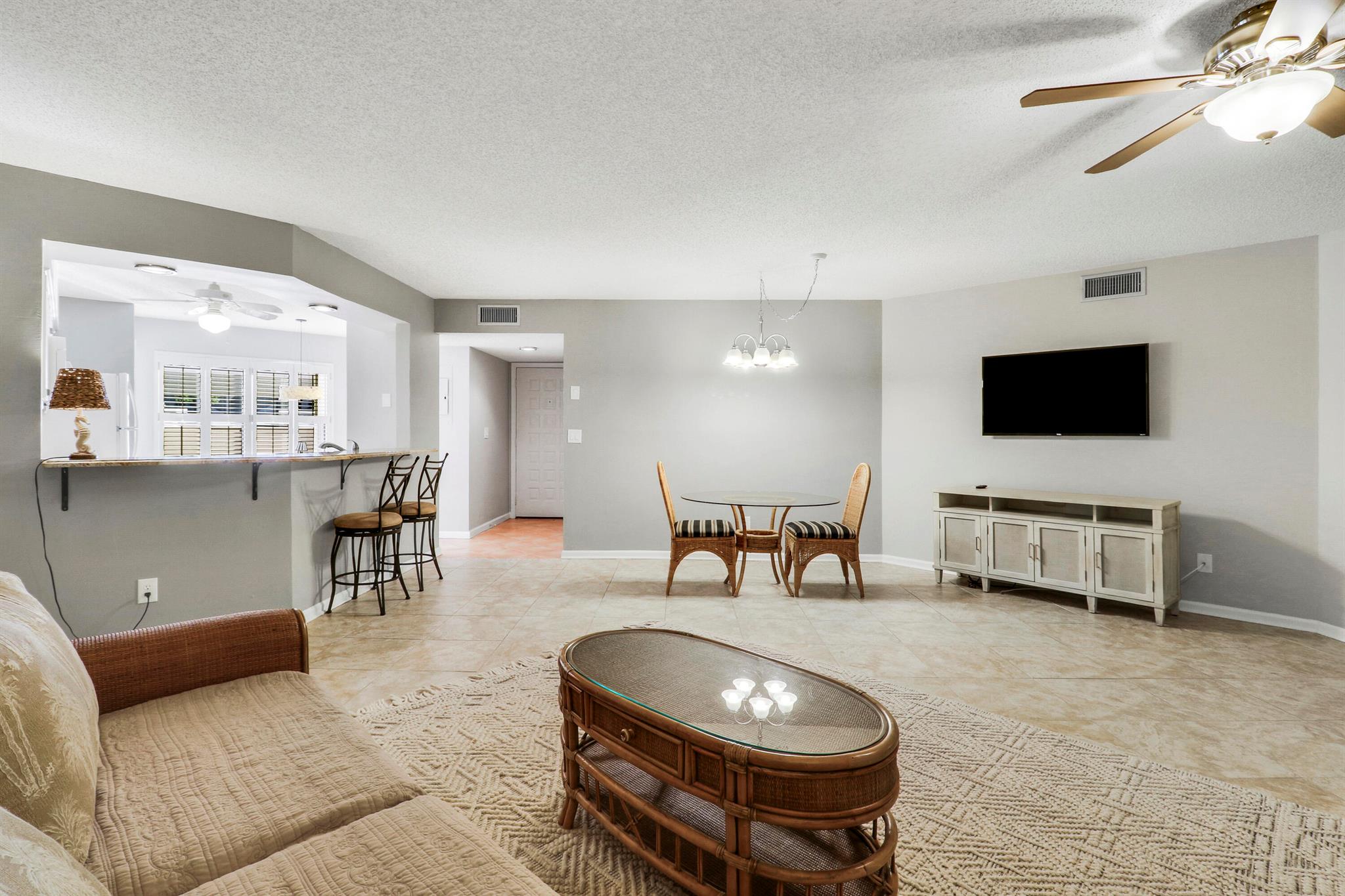 MONTEGO COVE CONDO - Residential