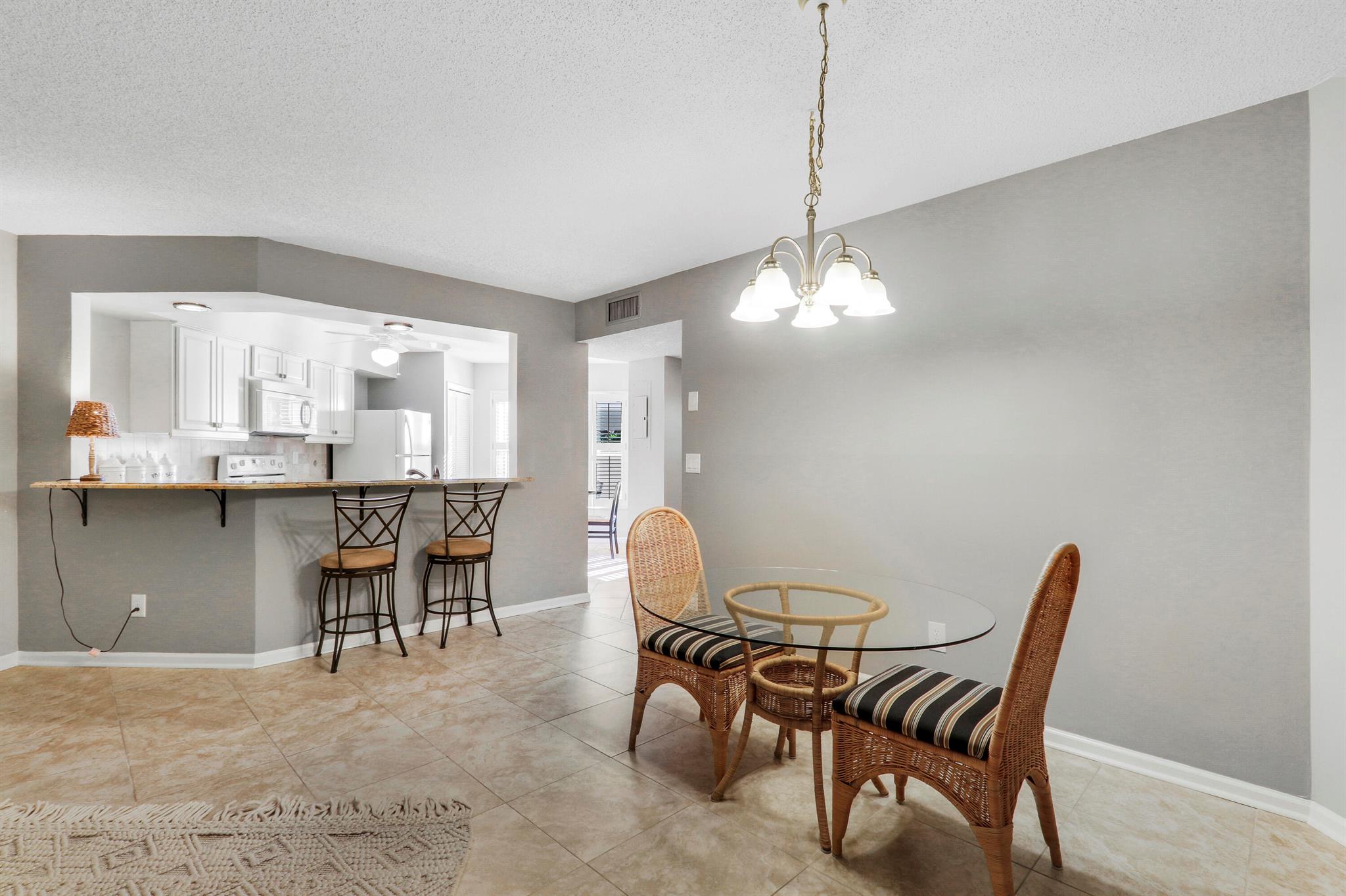MONTEGO COVE CONDO - Residential