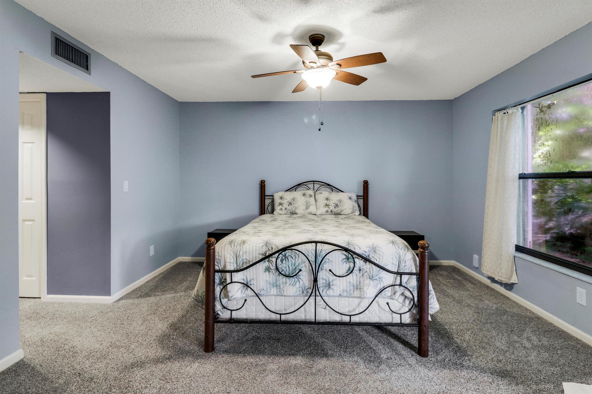 MONTEGO COVE CONDO - Residential