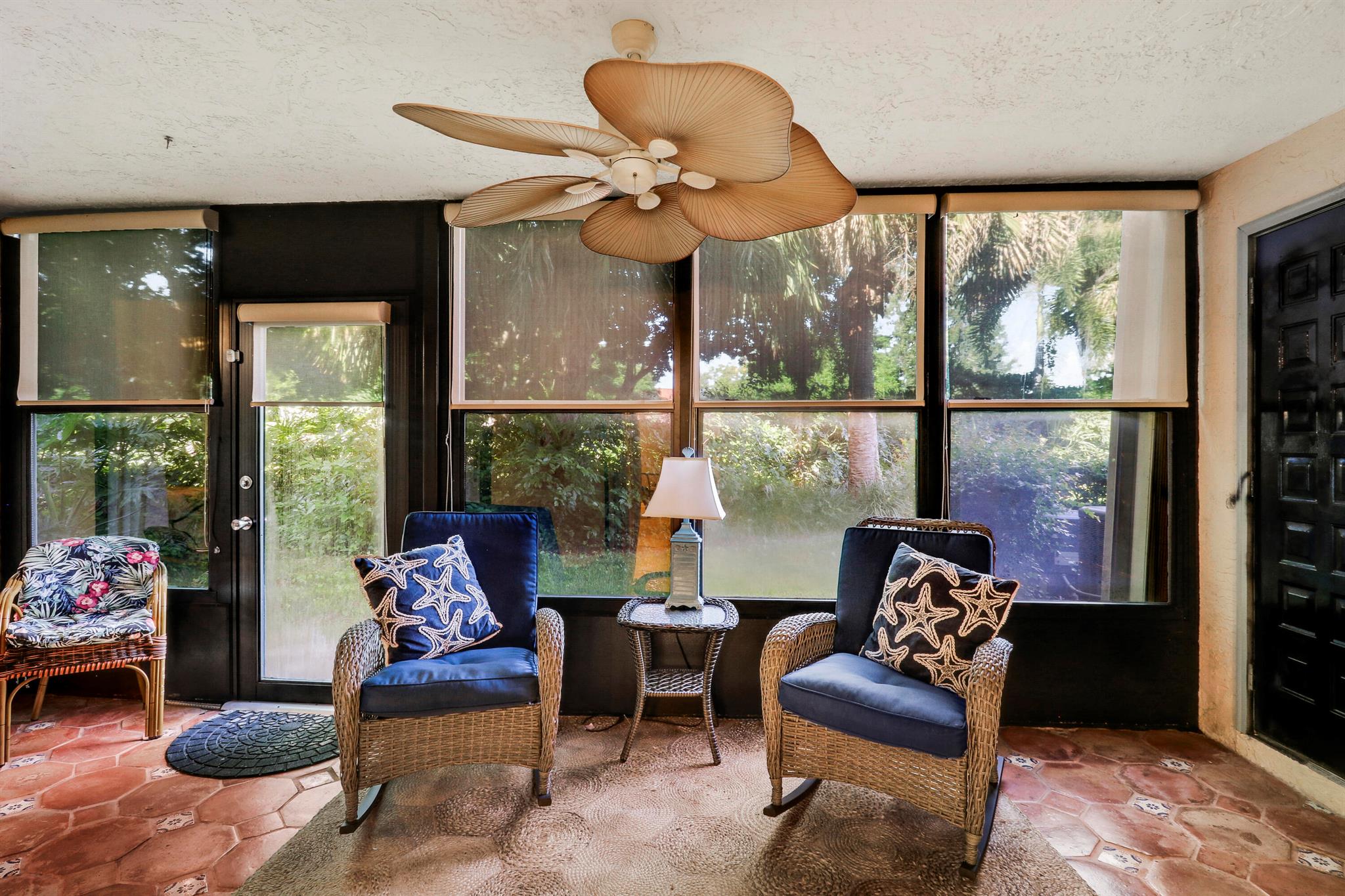 MONTEGO COVE CONDO - Residential