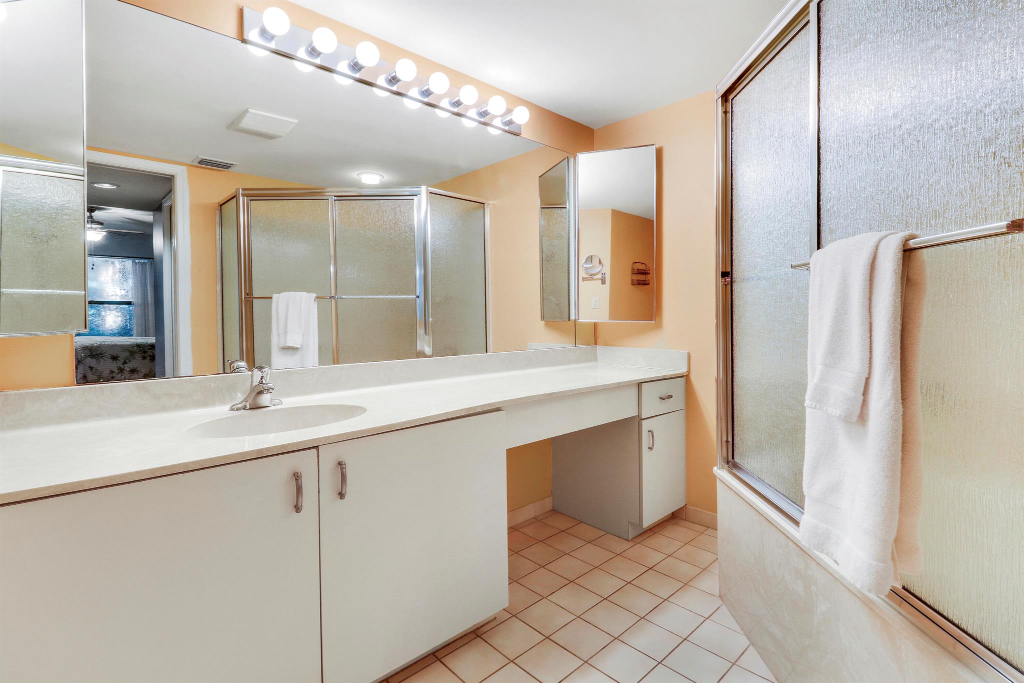 MONTEGO COVE CONDO - Residential