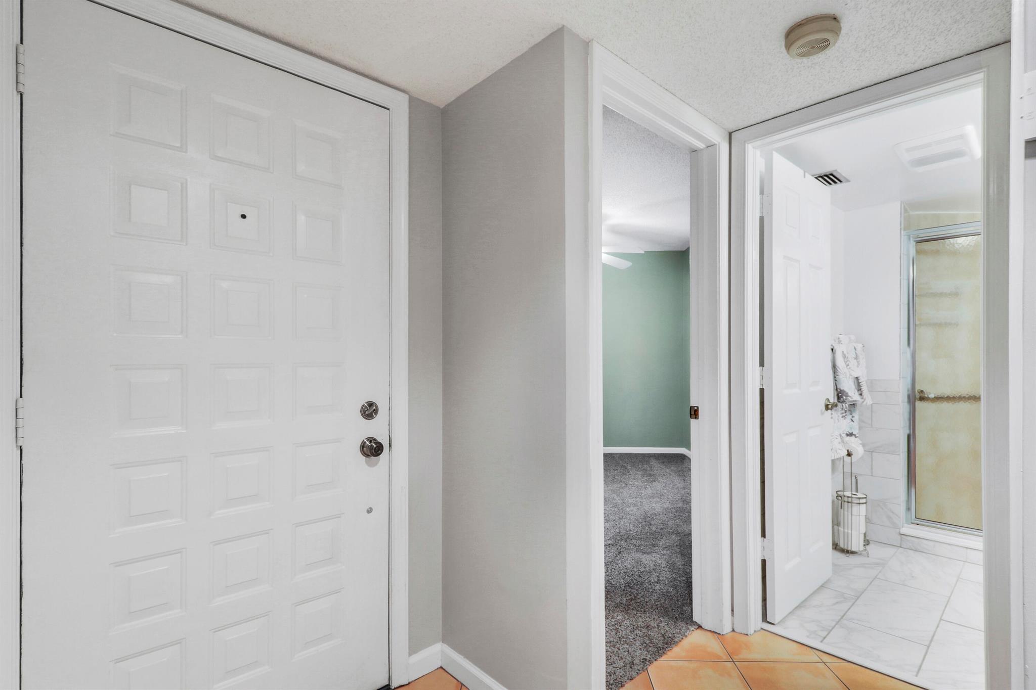 MONTEGO COVE CONDO - Residential