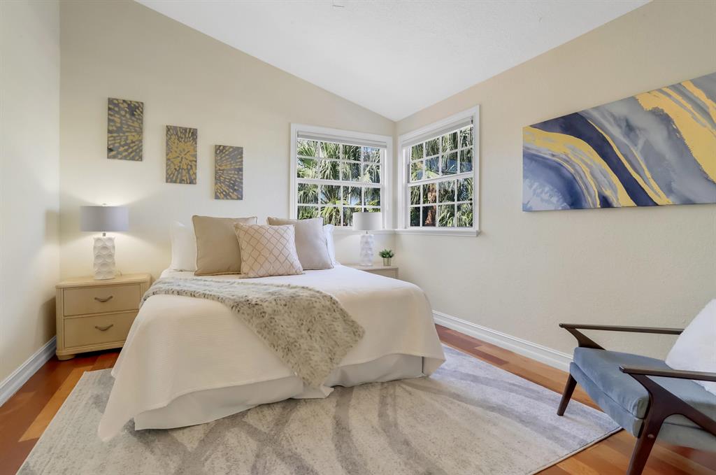 OCEAN RIDGE BEACH - Residential