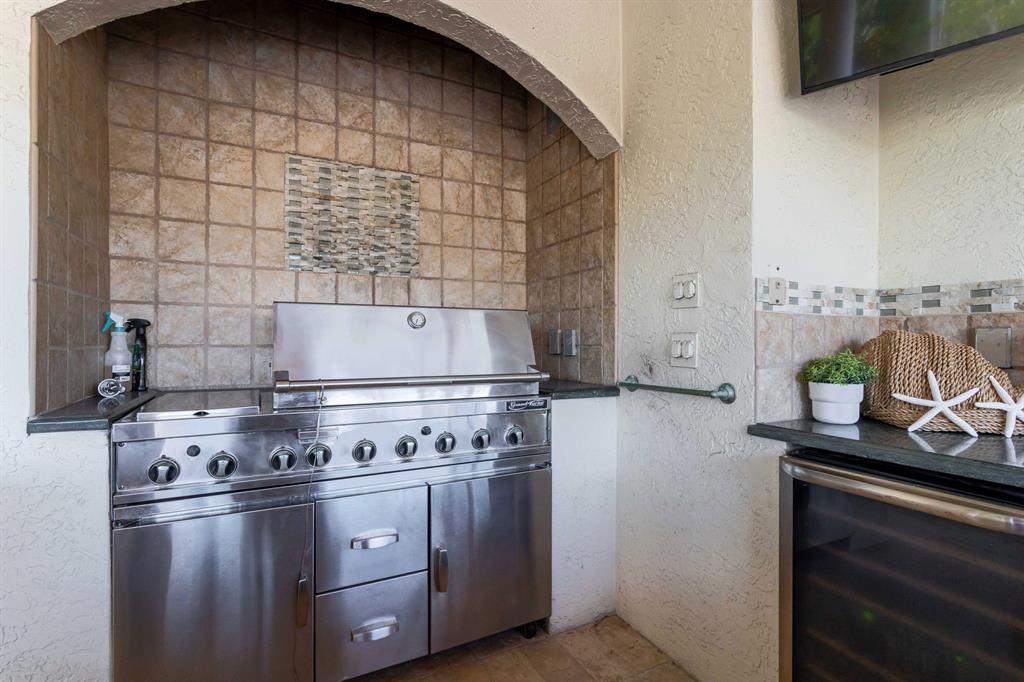 OCEAN RIDGE BEACH - Residential