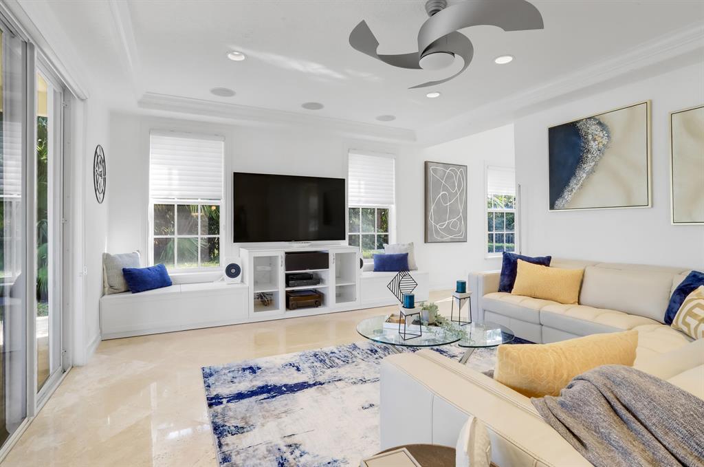 OCEAN RIDGE BEACH - Residential