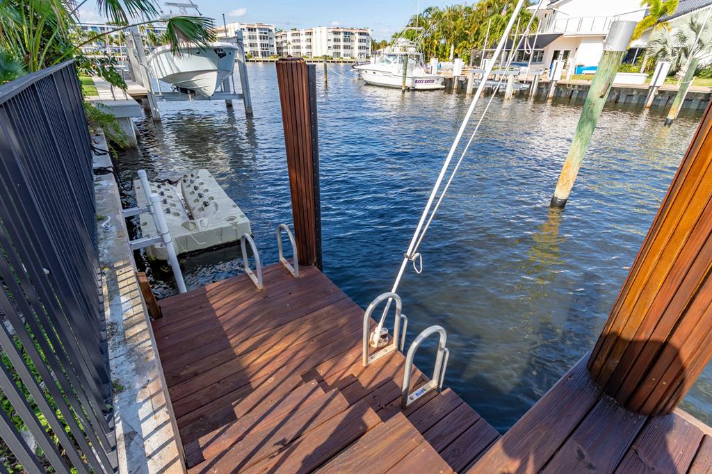 OCEAN RIDGE BEACH - Residential