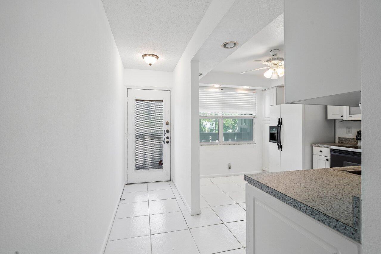 3005 Portofino Isle C2