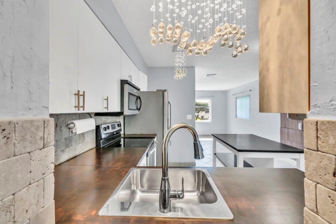 MAINLANDS OF TAMARAC LAKE - Residential