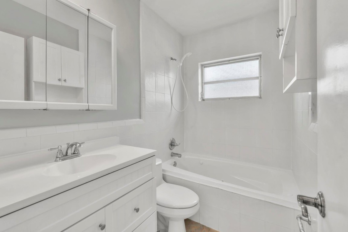 MAINLANDS OF TAMARAC LAKE - Residential