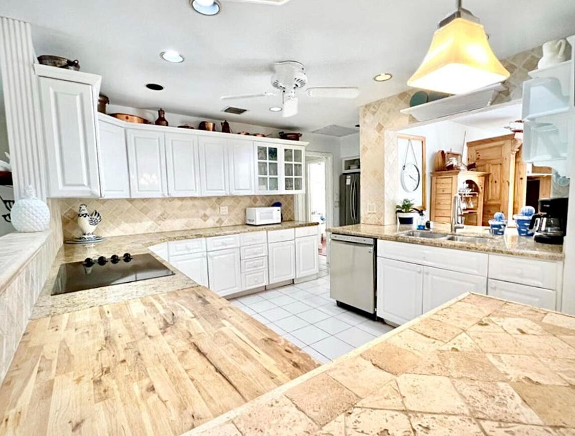 DELRAY BCH SHORES - Residential Lease