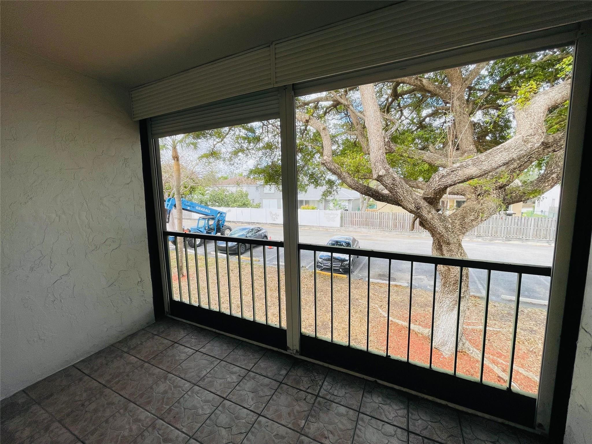 RAMBLEWOOD EAST CONDO - Residential Lease