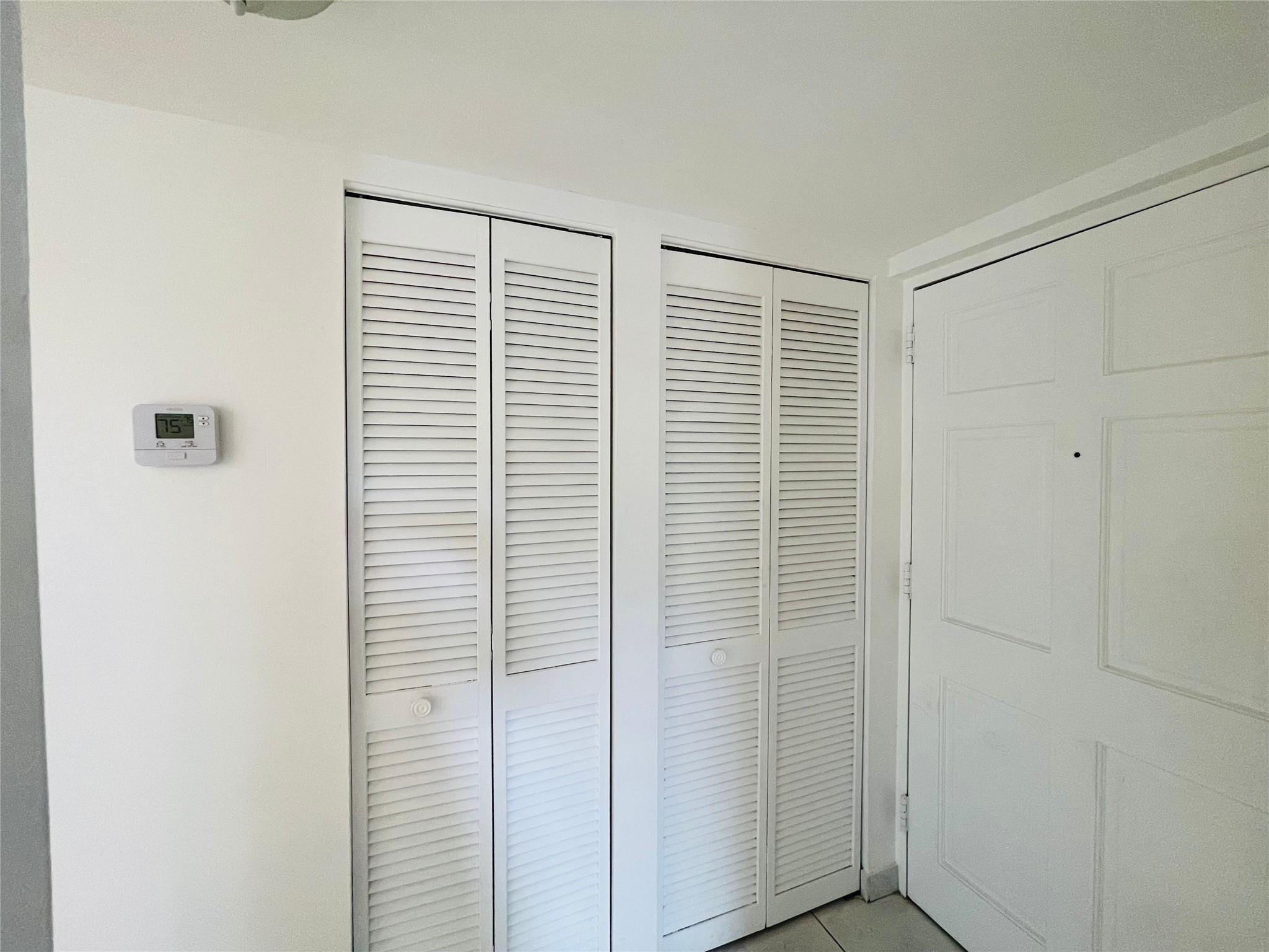 RAMBLEWOOD EAST CONDO - Residential Lease