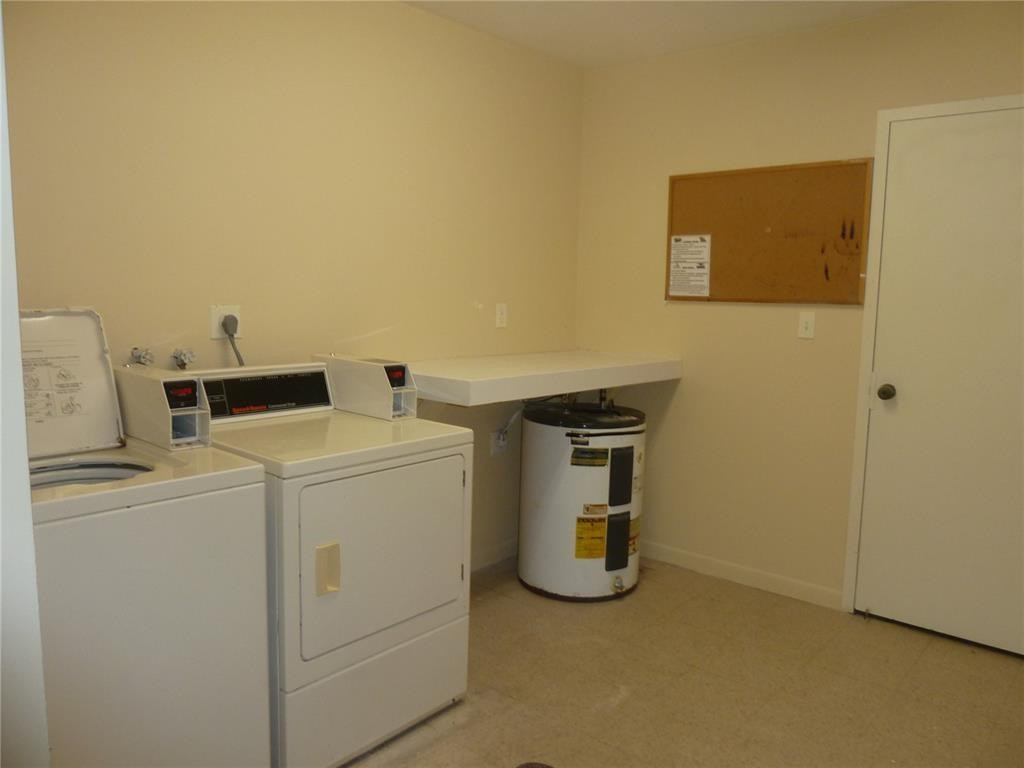 RAMBLEWOOD EAST CONDO - Residential Lease