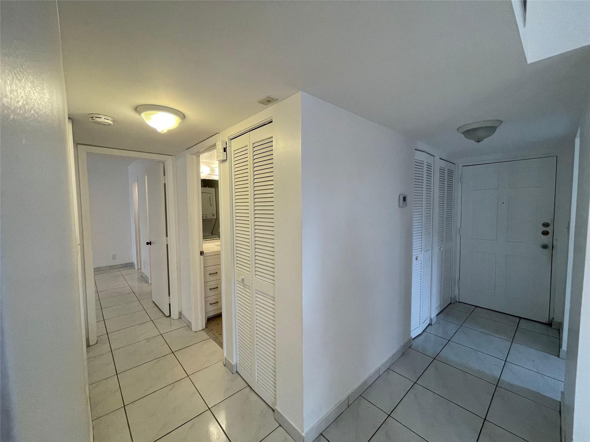 RAMBLEWOOD EAST CONDO - Residential Lease