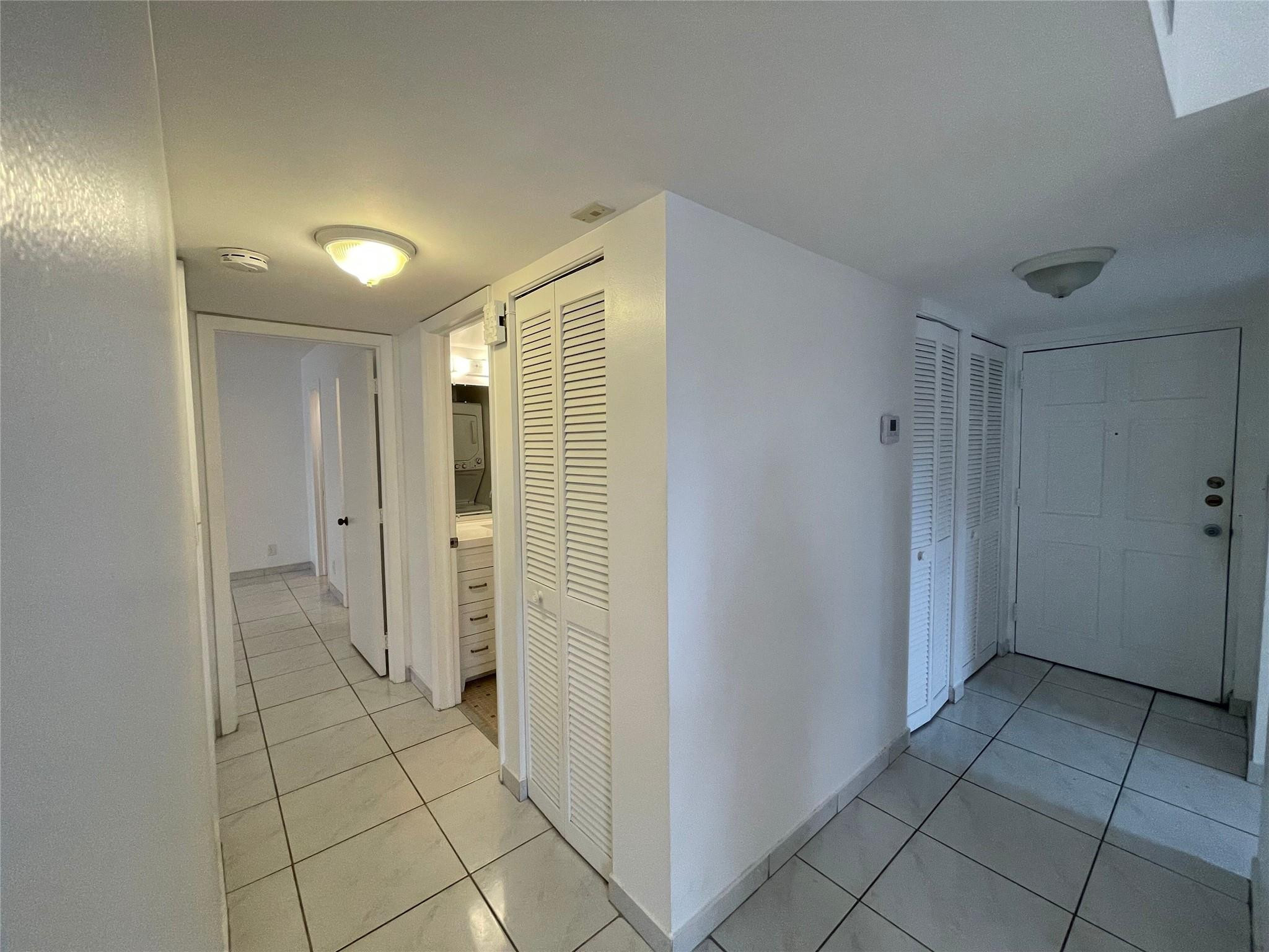 RAMBLEWOOD EAST CONDO - Residential Lease