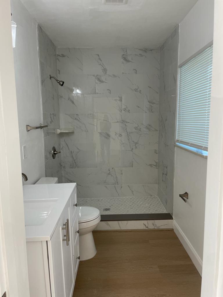 LAKE OSBORNE PARK - Residential