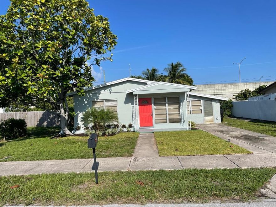 Welcome to your dream home in Lake Worth! This charming 3-bedroom, 2-bathroom single-family home offers over 1500 square feet of comfortable living space. From the moment you step inside, you'll be captivated by the stunning new luxury waterproof plank flooring that flows seamlessly throughout the entire home, creating a modern and inviting atmosphere.
The heart of this home is the brand-new kitchen, thoughtfully designed with white shaker cabinets, sleek quartz countertops, and top-of-the-line stainless steel appliances. Whether you're a seasoned chef or just love to entertain, this kitchen will inspire your culinary creations.
Both bathrooms have been tastefully renovated with a designer's touch, boasting stylish fixtures. Every corner of this home has been upgraded, including new light fixtures, ceiling fans, and fresh interior and exterior paint, making it truly move-in ready.
The list of improvements doesn't stop there! The roof has been recently replaced, ensuring your peace of mind for years to come. The exterior has been transformed with new landscaping, enhancing the curb appeal and creating a welcoming ambiance. Plus, a brand-new air conditioning unit is scheduled to be installed next week, providing ultimate comfort during those hot summer days.
The large fenced back yard offers privacy and space for outdoor activities, making it perfect for pets, gardening, or hosting gatherings with friends and family.
This home is not only a gem, but also an incredible deal you won't want to miss. With its extensive list of upgrades and prime location in Lake Worth, it's truly one of the best opportunities in town. Don't wait another momentseize the chance to make this your own.