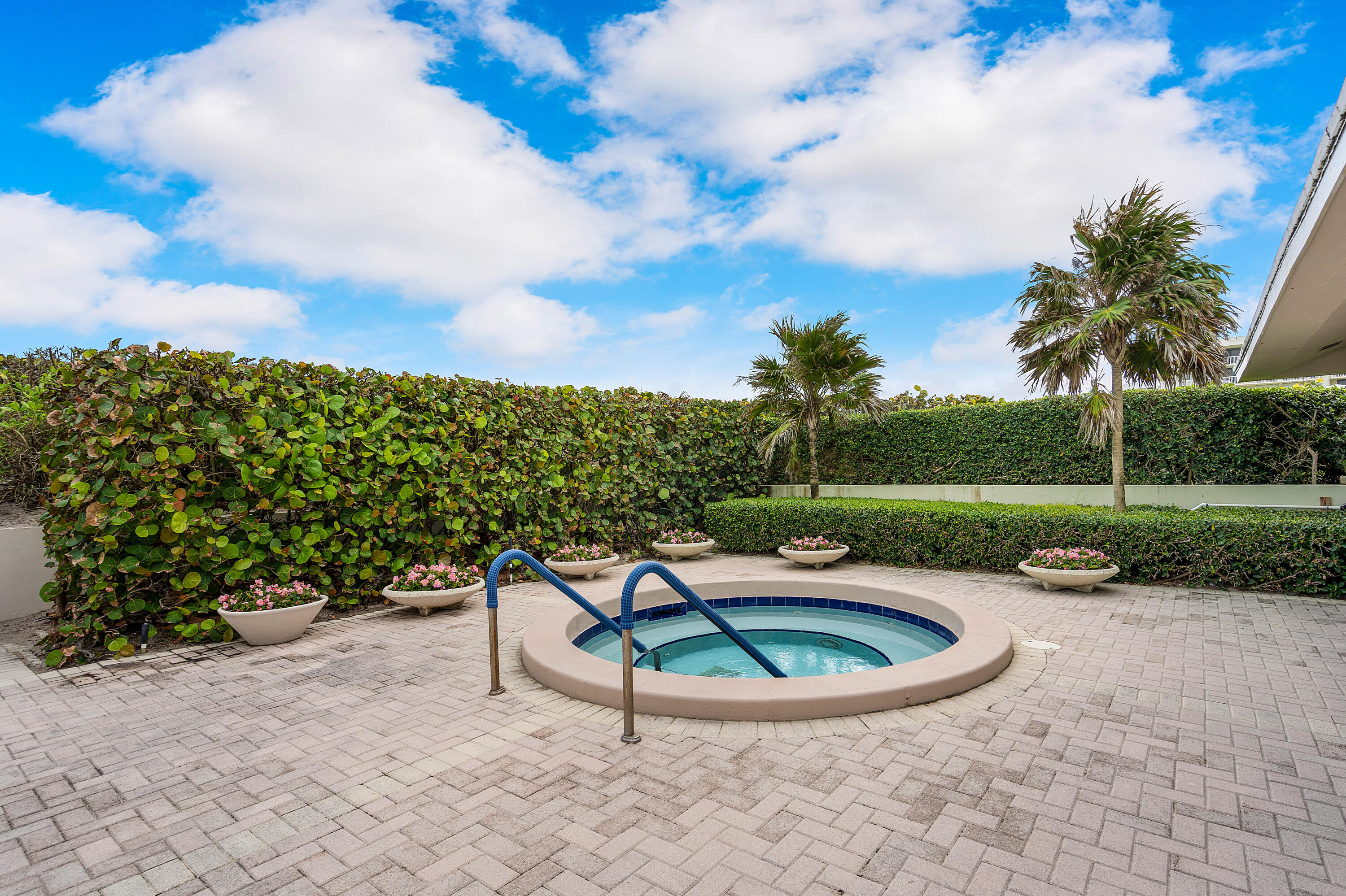 DORCHESTER OF PALM BEACH CONDO - Residential