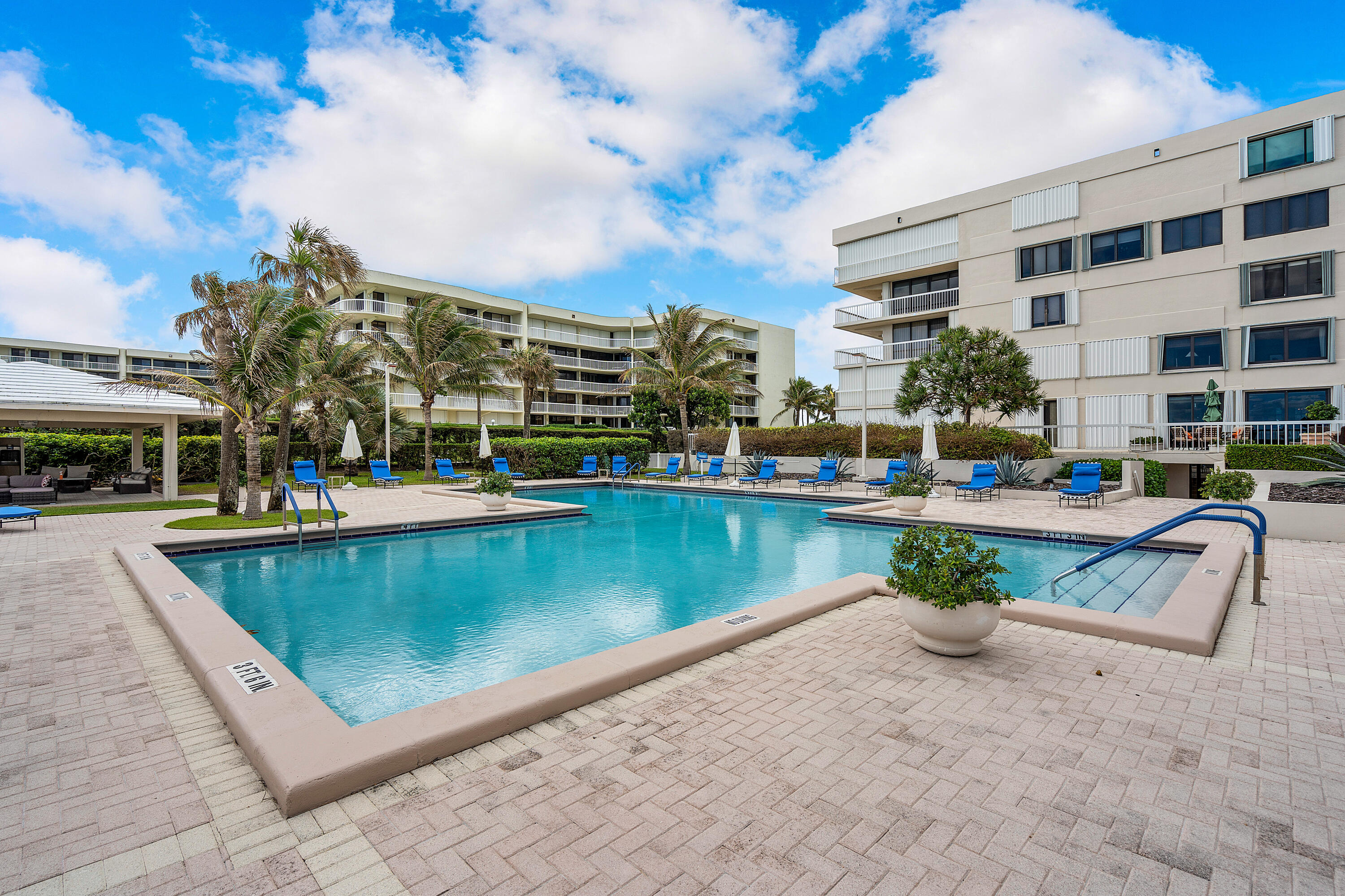 DORCHESTER OF PALM BEACH CONDO - Residential