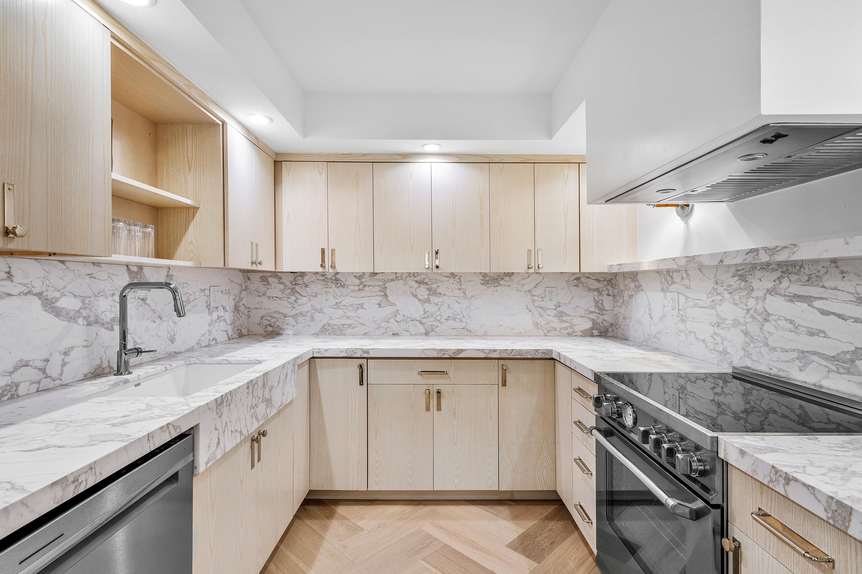 DORCHESTER OF PALM BEACH CONDO - Residential