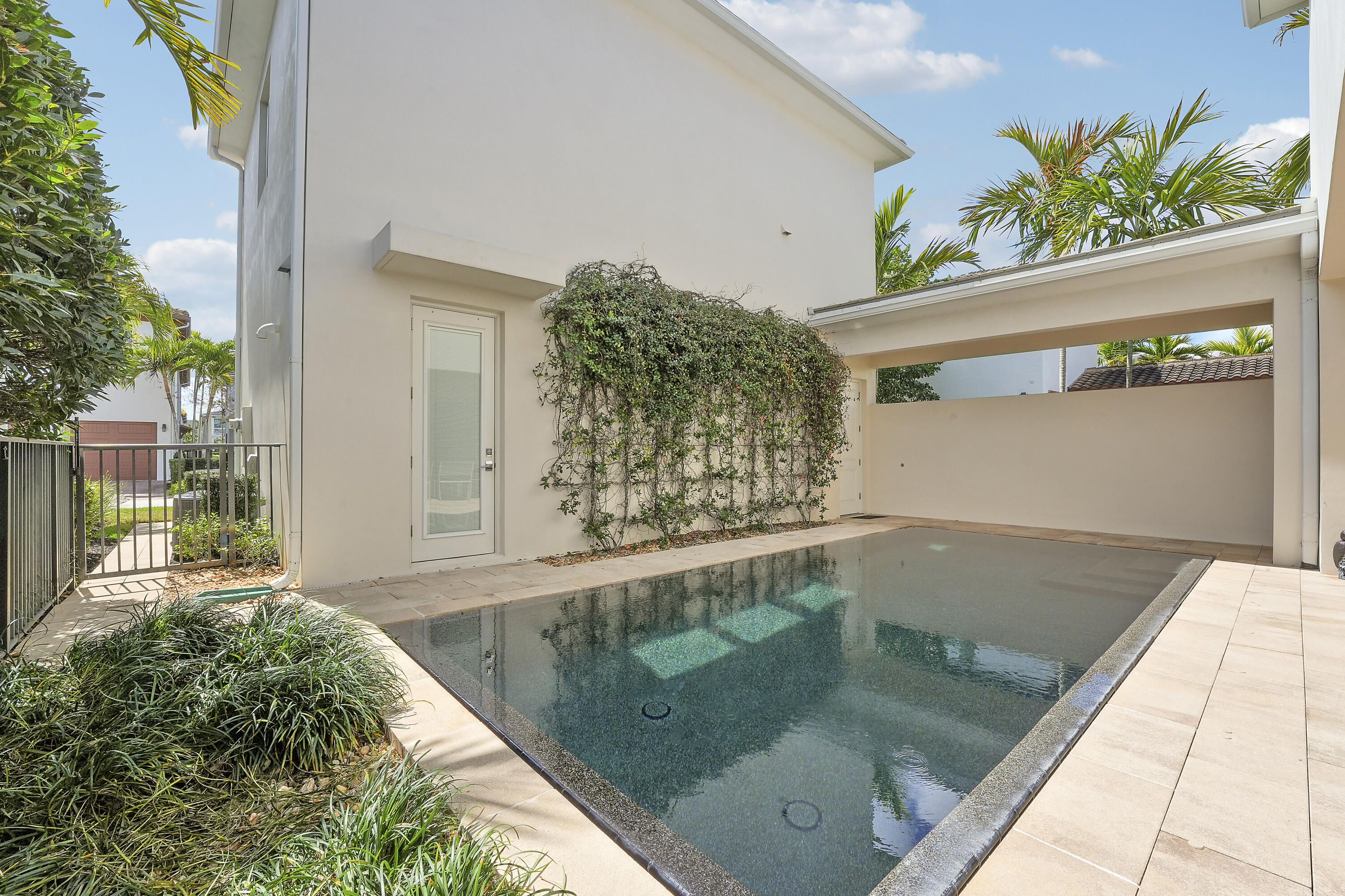 ALTON NEIGHBORHOOD 1 - Residential