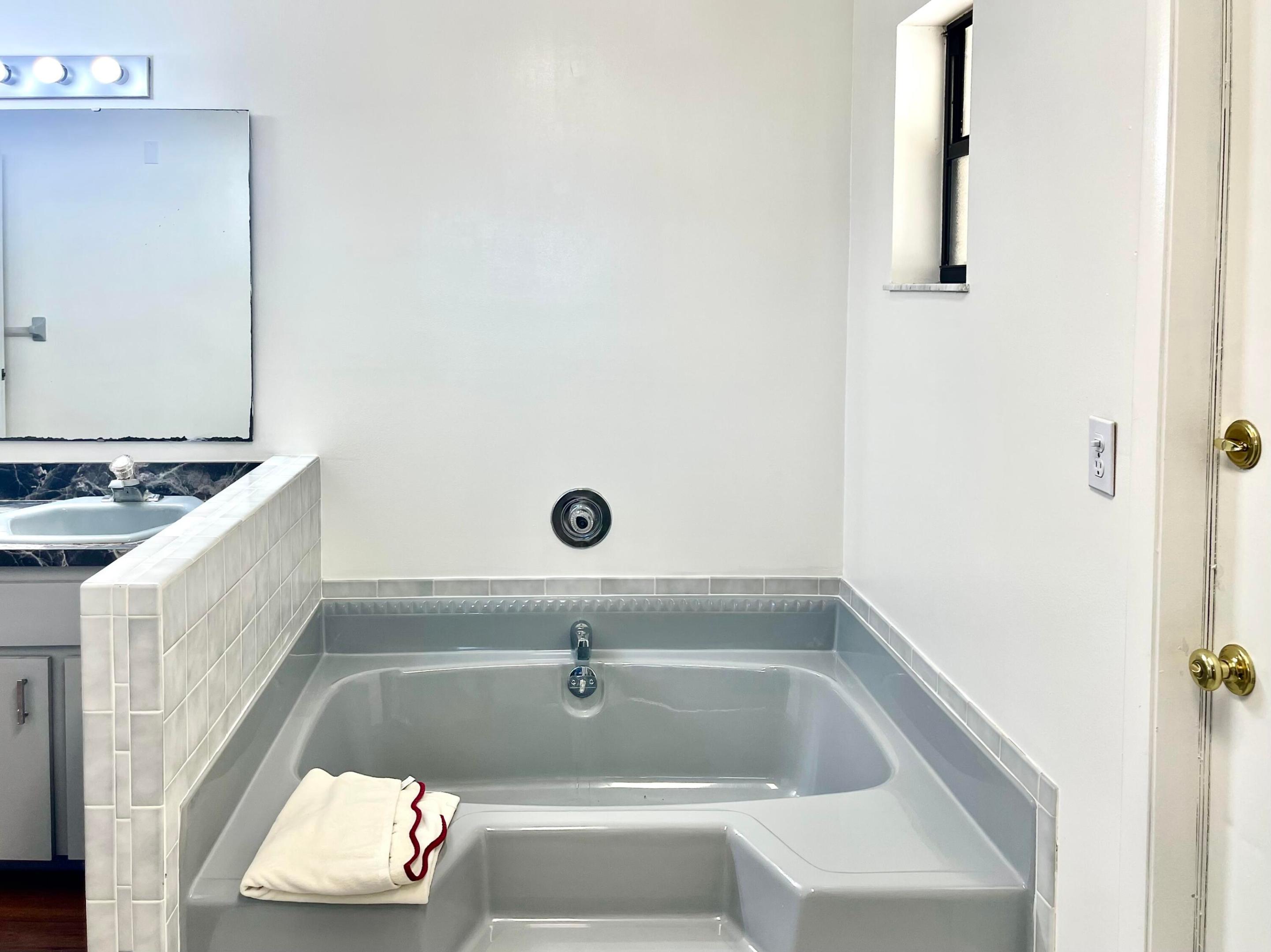 OUSLEY ESTATES - Residential