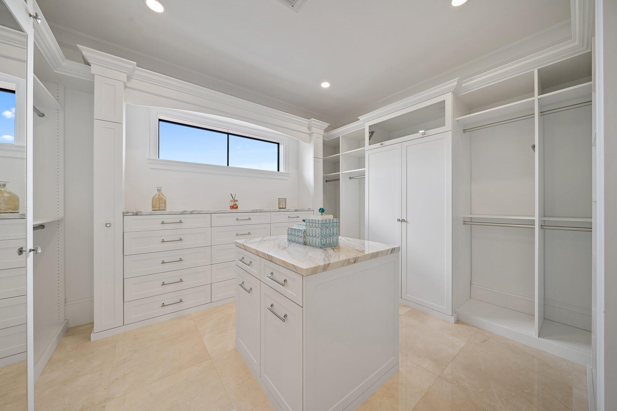 BAMBOO POINT - Residential