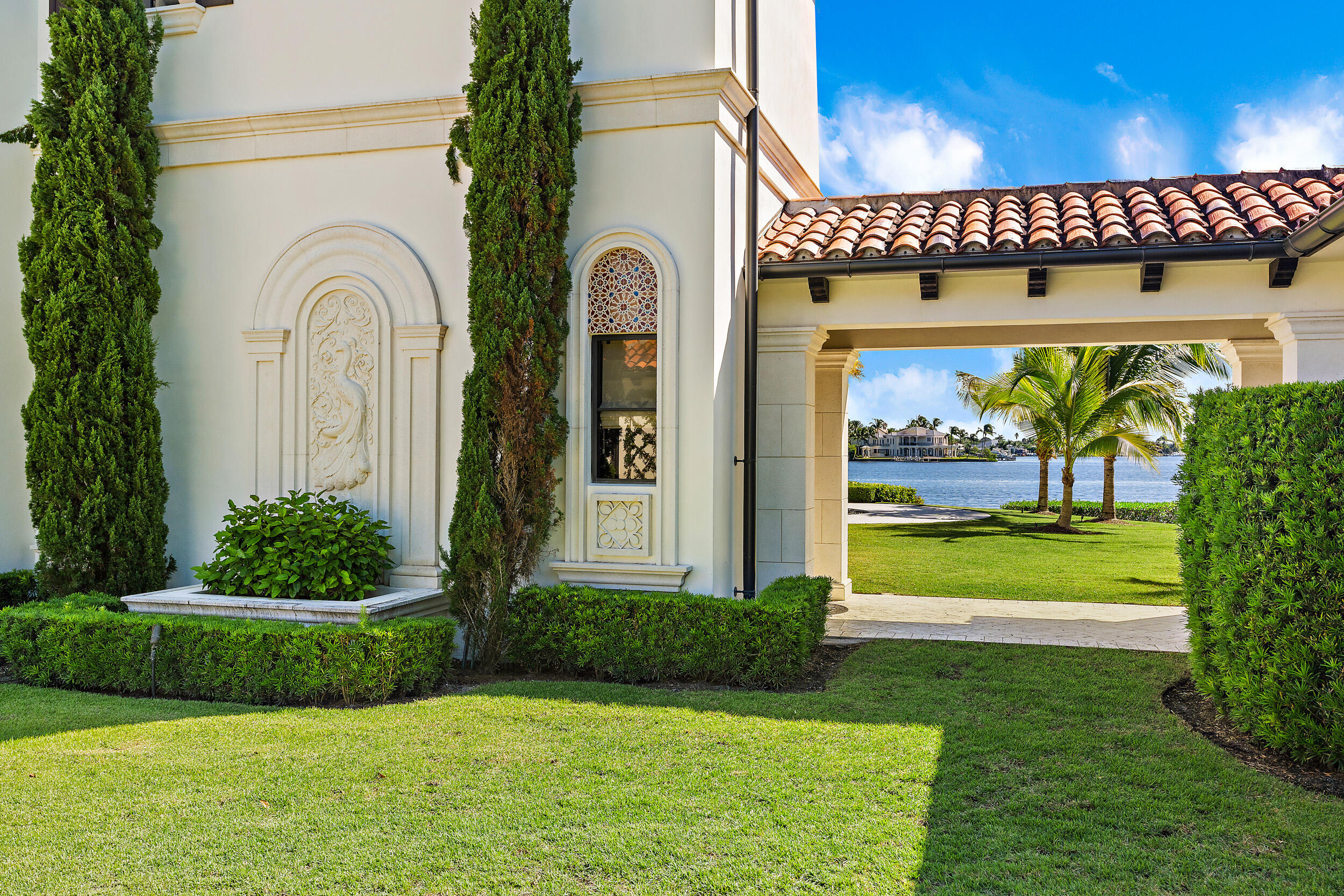 BAMBOO POINT - Residential