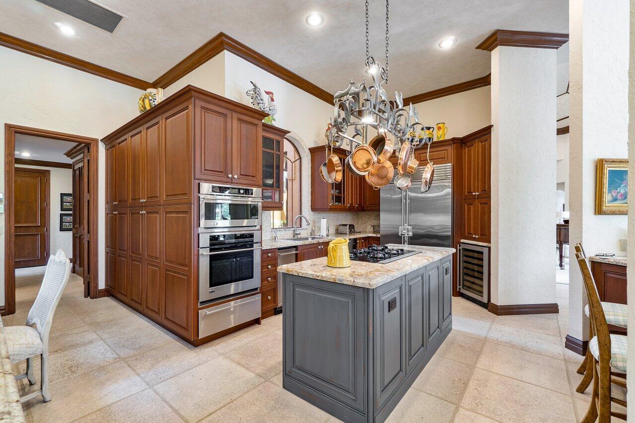 ST ANDREWS COUNTRY CLUB - Residential