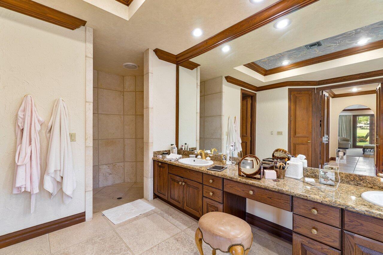 ST ANDREWS COUNTRY CLUB - Residential