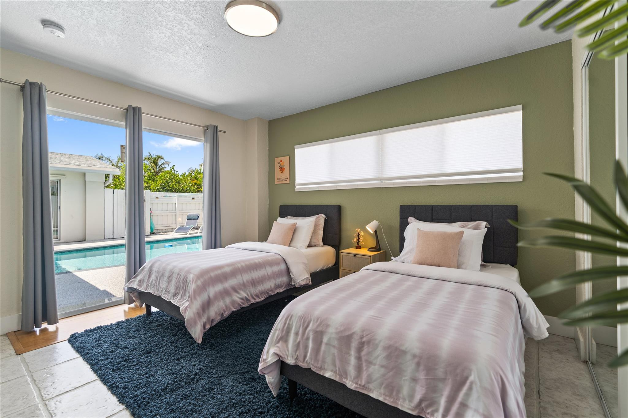 CORAL RIDGE ISLES - Residential Income