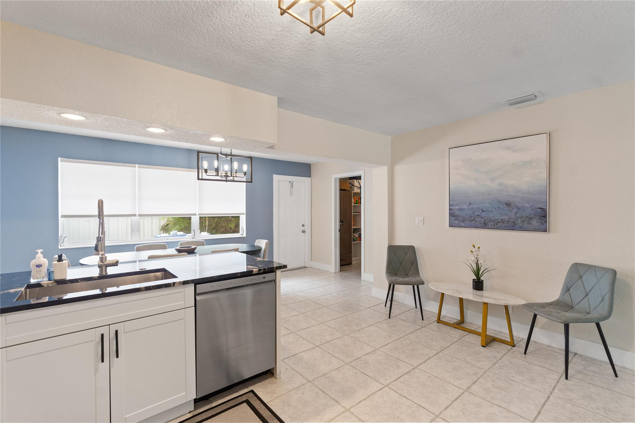 CORAL RIDGE ISLES - Residential Income