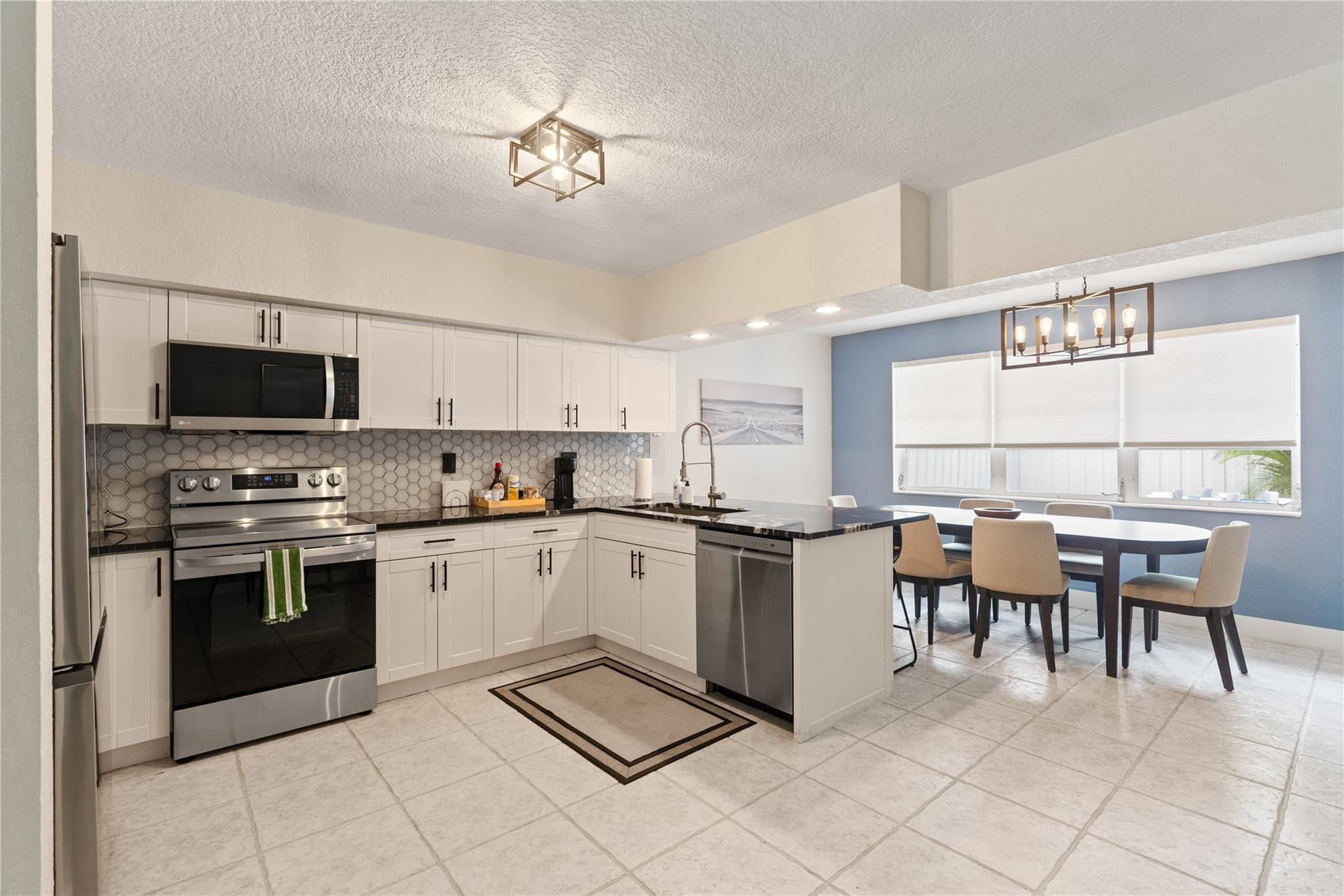 1518-1520 NE 51st Street