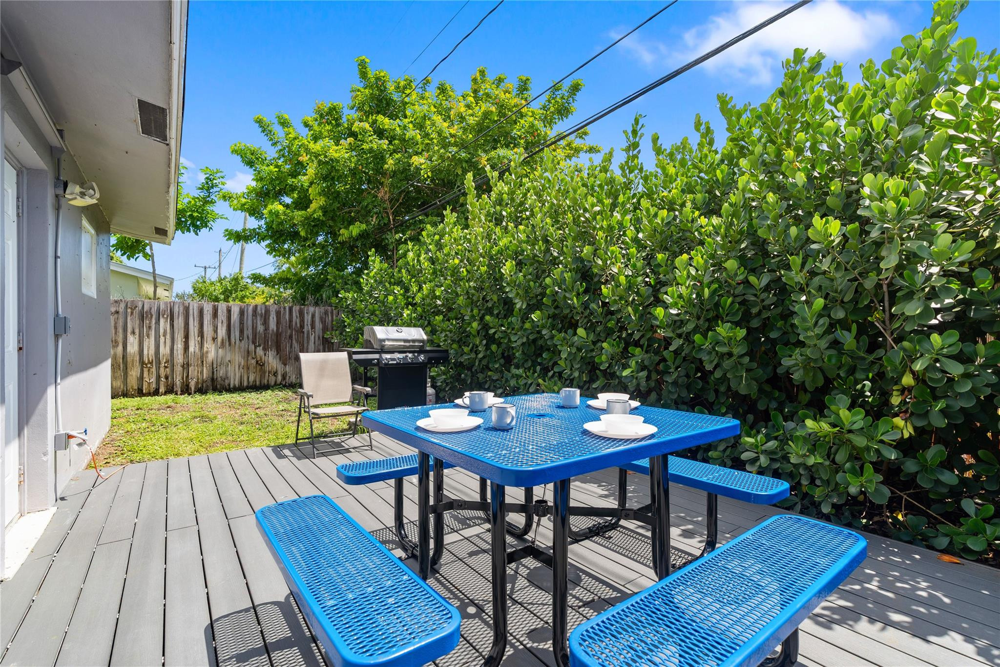 CORAL RIDGE ISLES - Residential Income