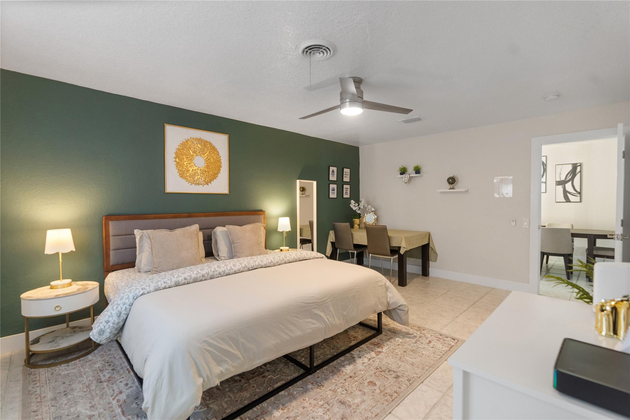 1518-1520 NE 51st Street