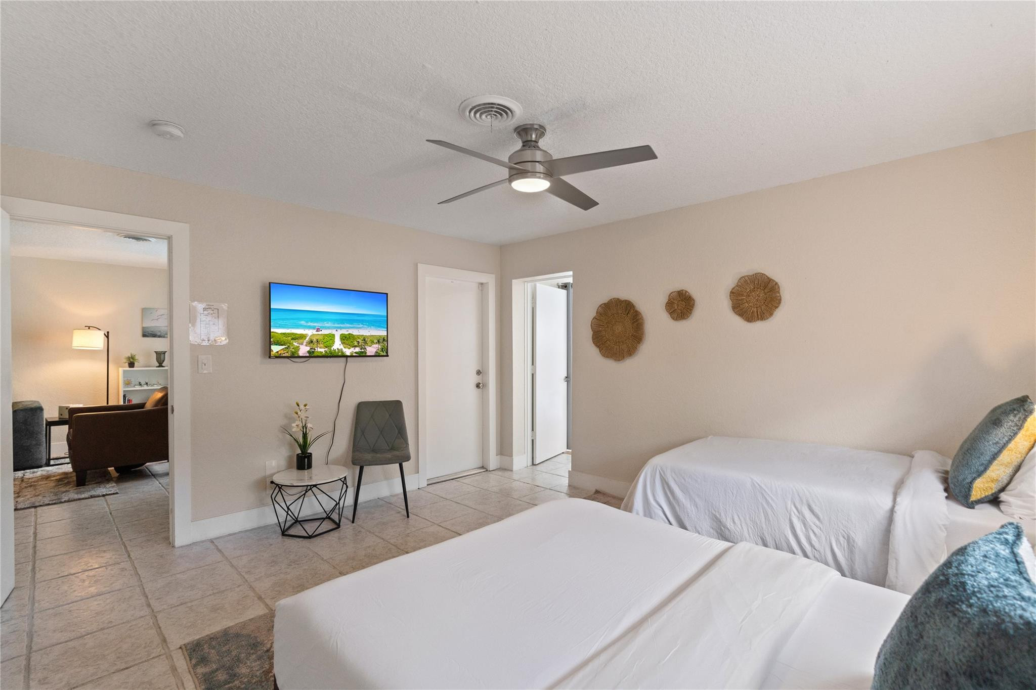 CORAL RIDGE ISLES - Residential Income