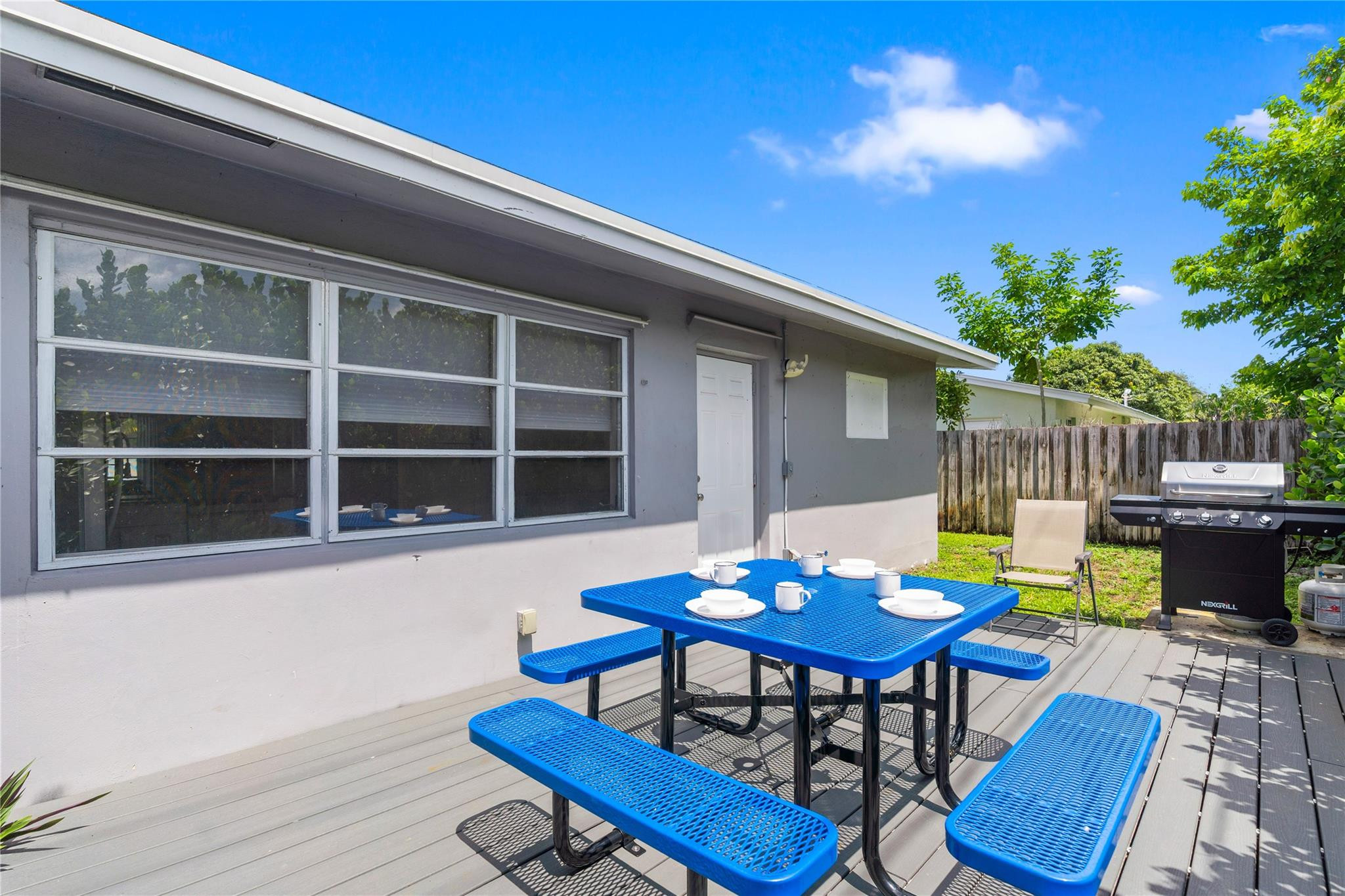 CORAL RIDGE ISLES - Residential Income