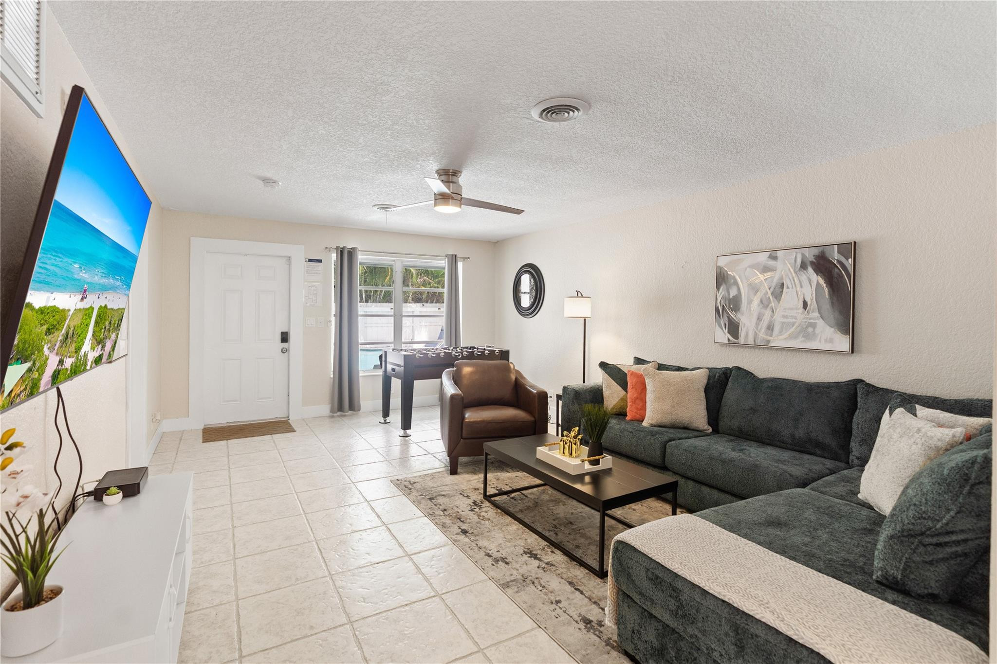 CORAL RIDGE ISLES - Residential Income
