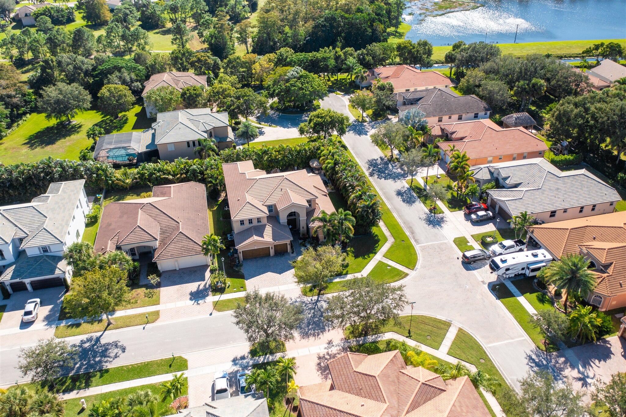 Country Cove Estates - Residential