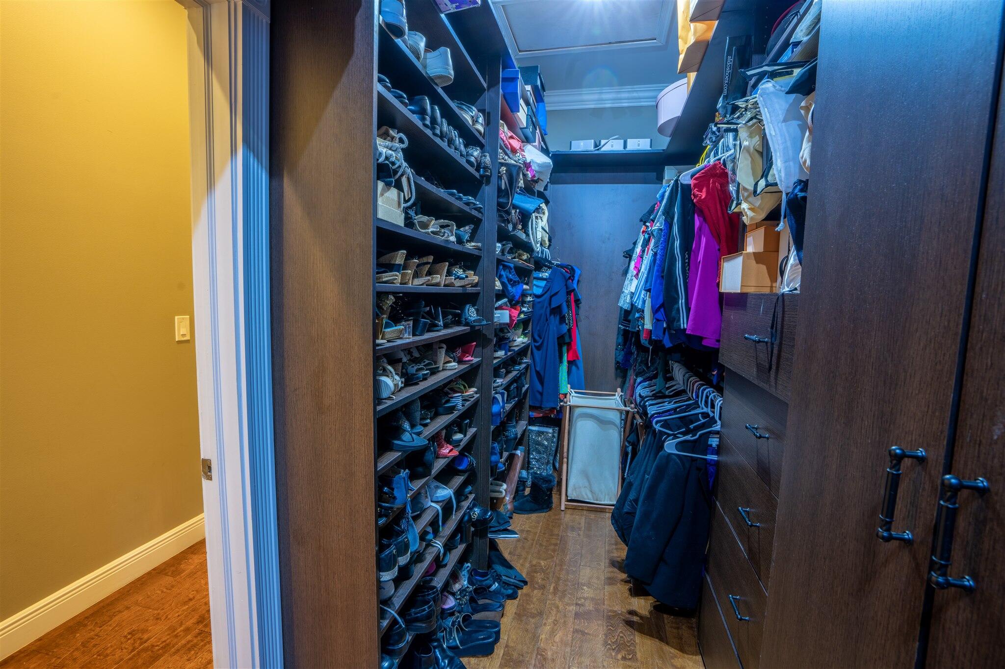 Country Cove Estates - Residential