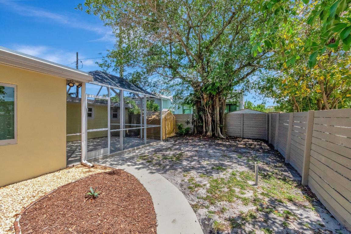 COLLEGE PARK - Residential