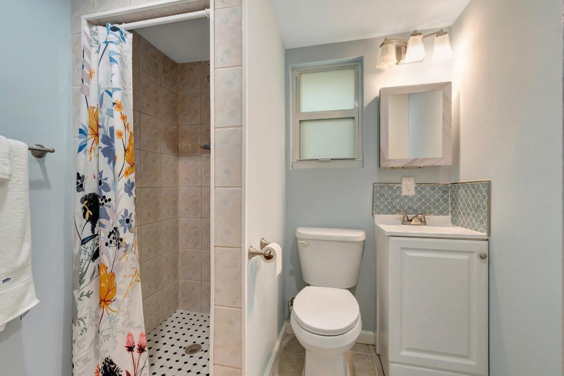 COLLEGE PARK - Residential