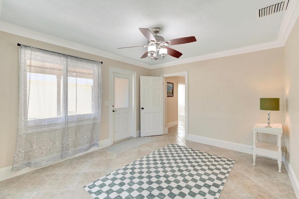 COLLEGE PARK - Residential