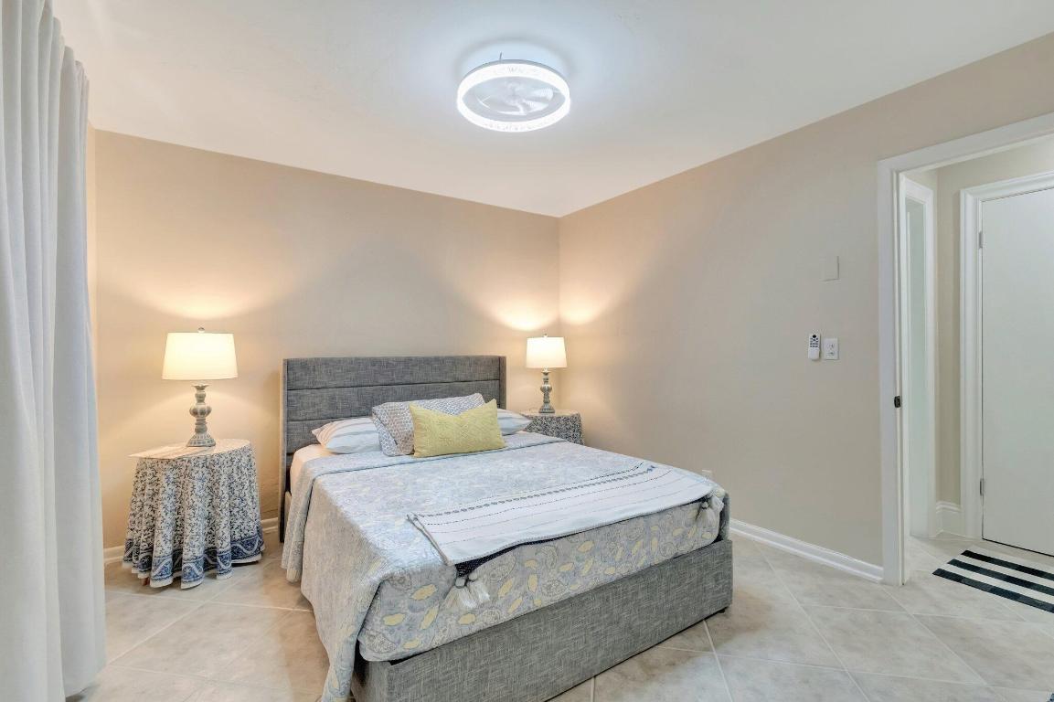 COLLEGE PARK - Residential