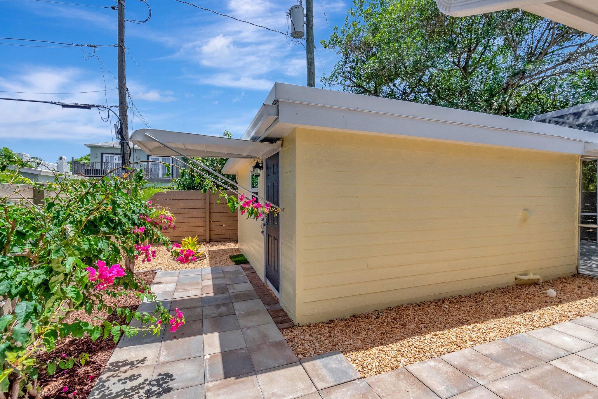 COLLEGE PARK - Residential