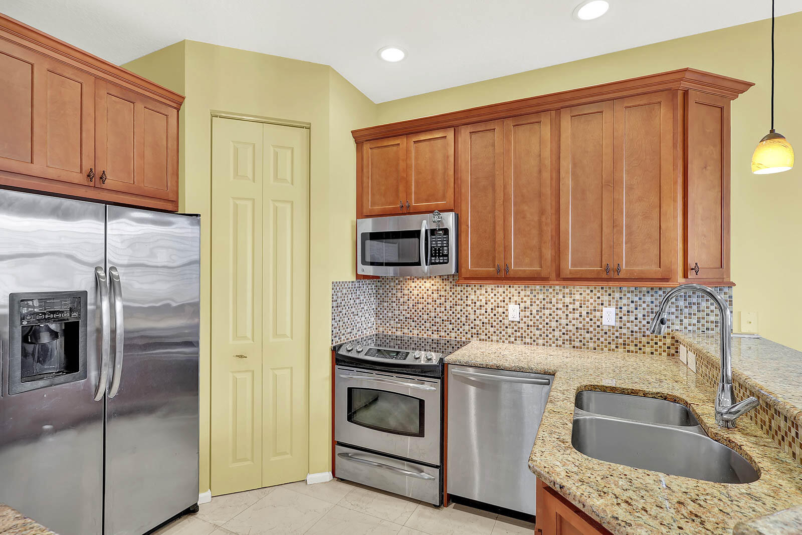 1002 Mariner Bay Boulevard 1002