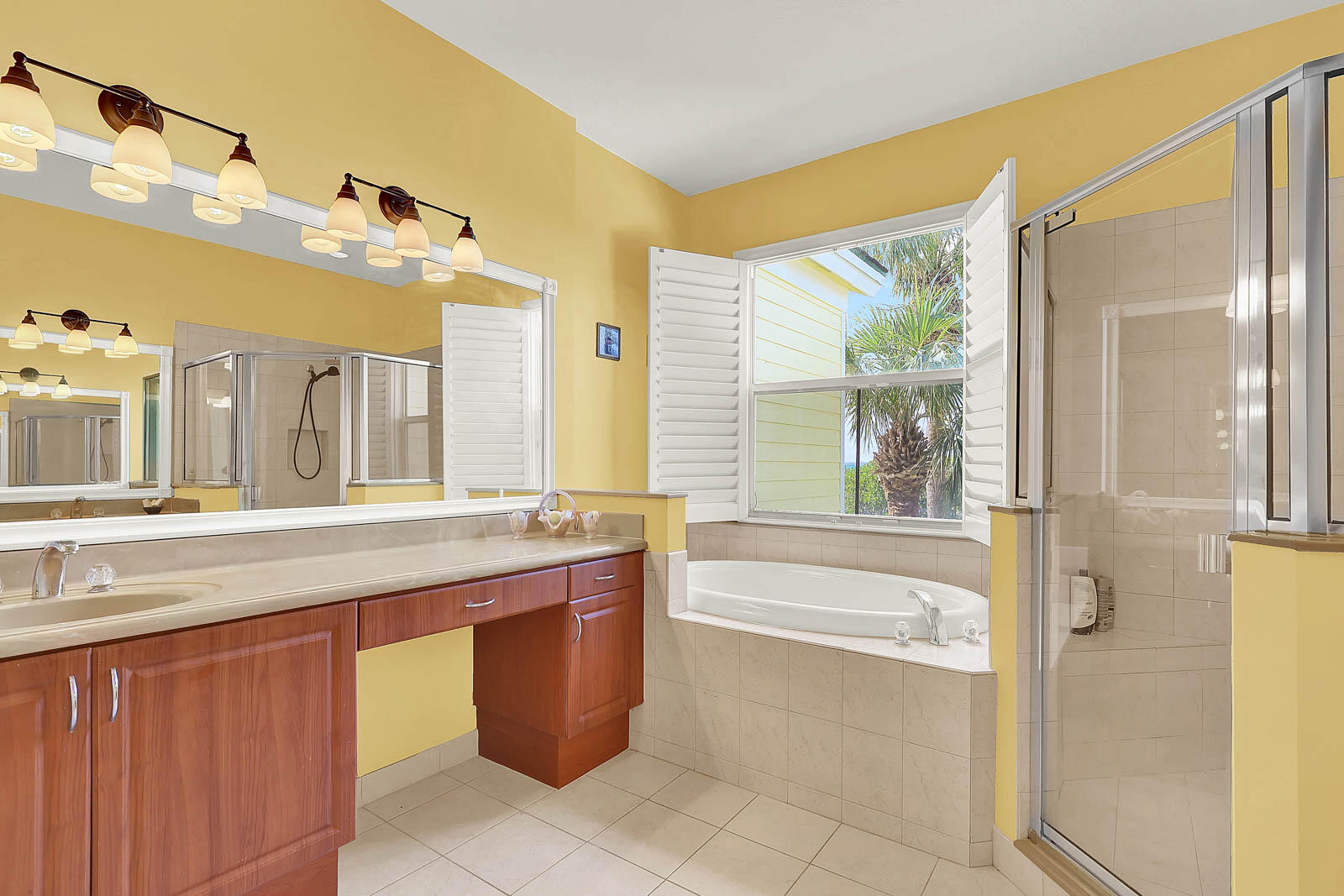 MARINER BAY - Residential